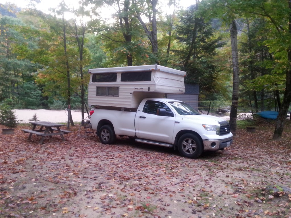Silver Sands Tent & Trailer Park | 58 Silver Sands Rd, Huntsville, ON P1H 2J4, Canada | Phone: (705) 789-5383