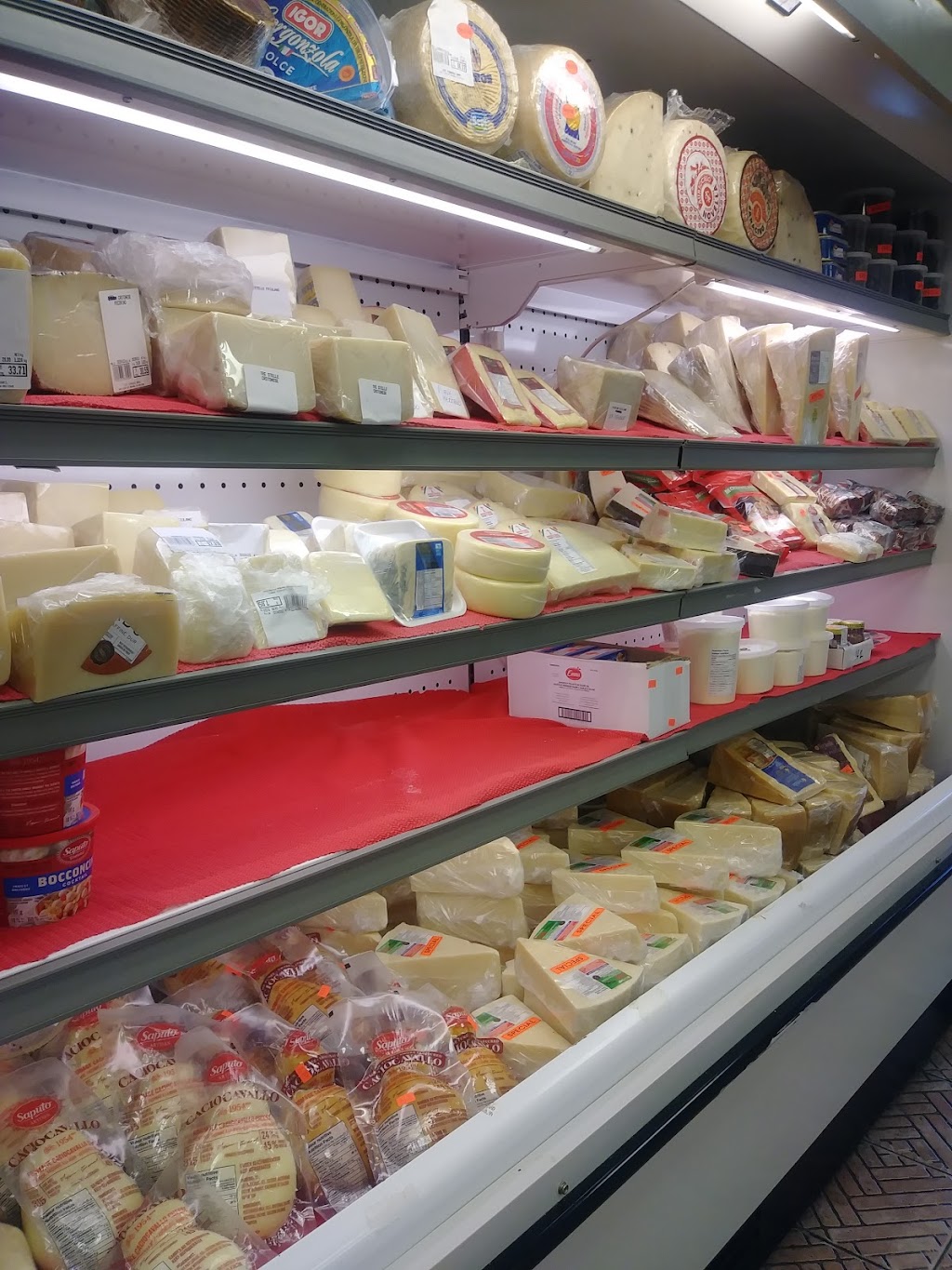 Boucherie Bari | 2609 Rue Fleury E, Montréal, QC H2B 1L8, Canada | Phone: (514) 382-2343