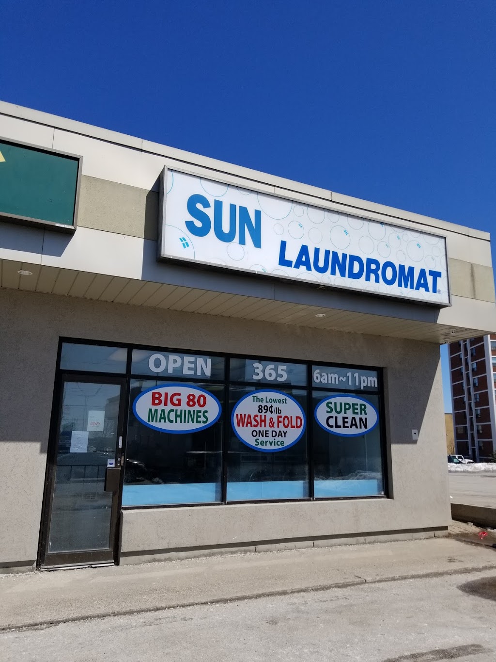 Sun Laundromat | 3585 Lawrence Ave E #6, Scarborough, ON M1G 1P4, Canada | Phone: (647) 206-6067
