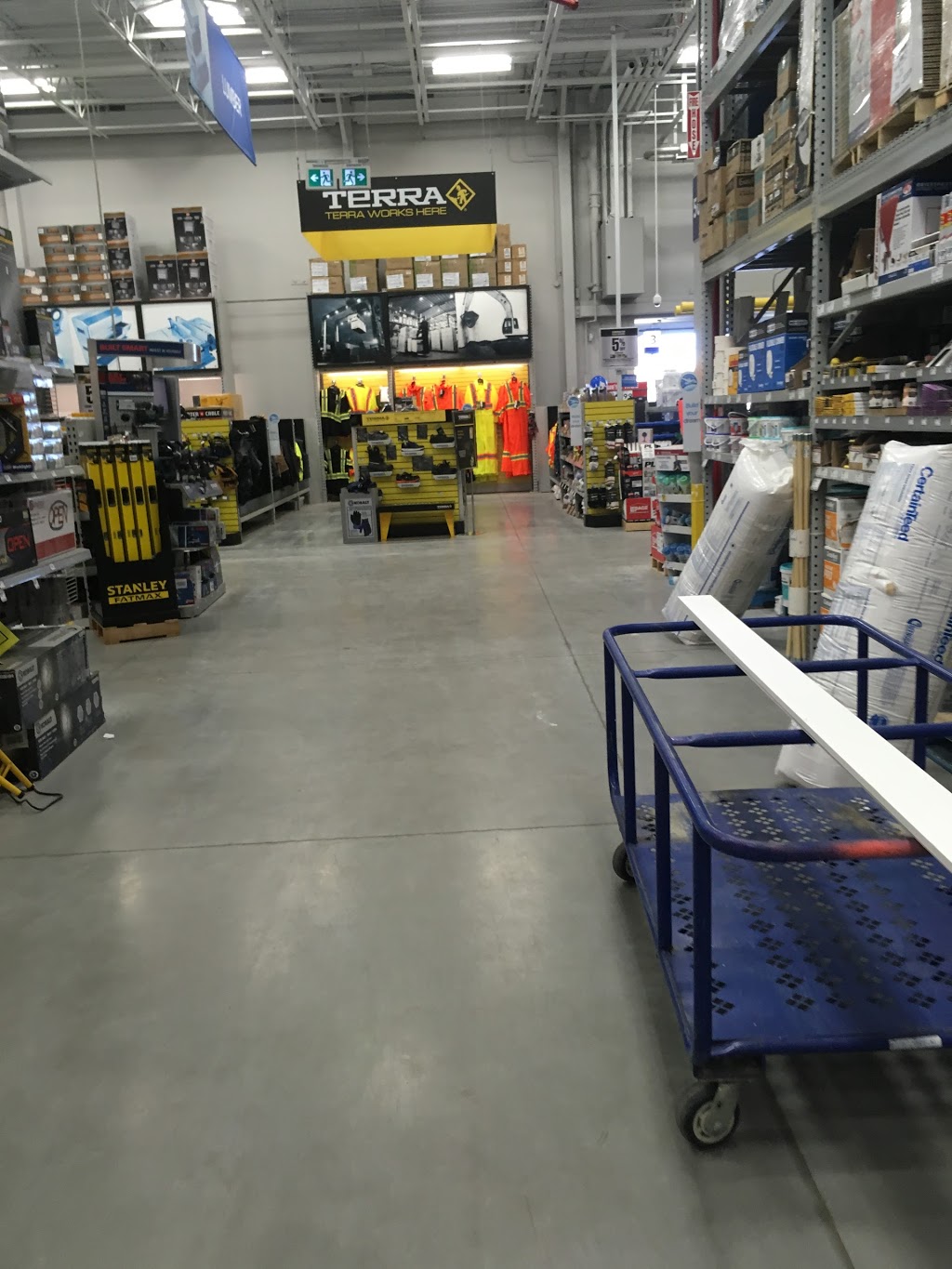 Lowes Home Improvement | 5348 Mavis Rd, Mississauga, ON L5V 0E1, Canada | Phone: (905) 890-4000