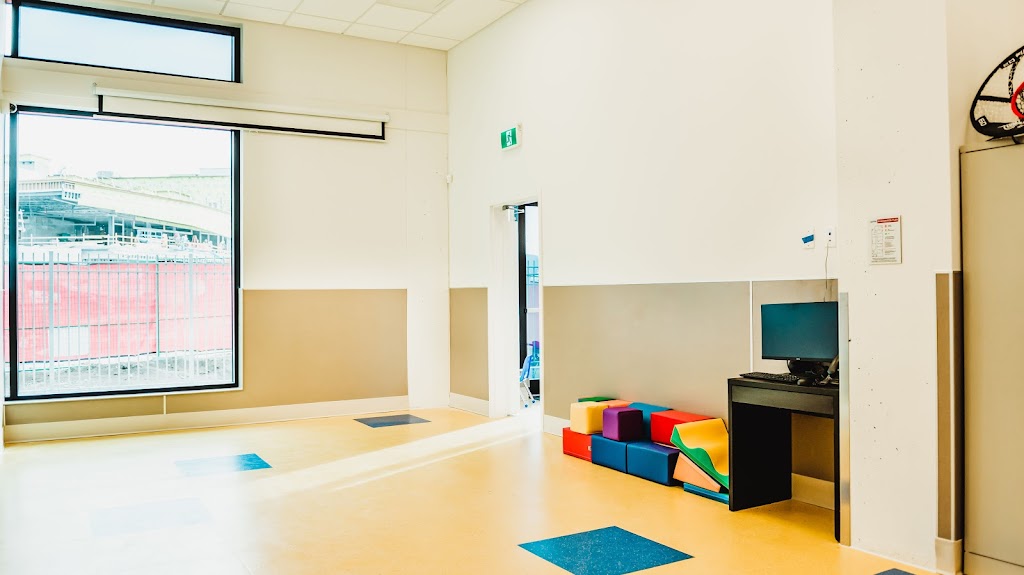Clever Daycare - University District | 4101 University Ave NW, Calgary, AB T3B 6K3, Canada | Phone: (403) 474-4157