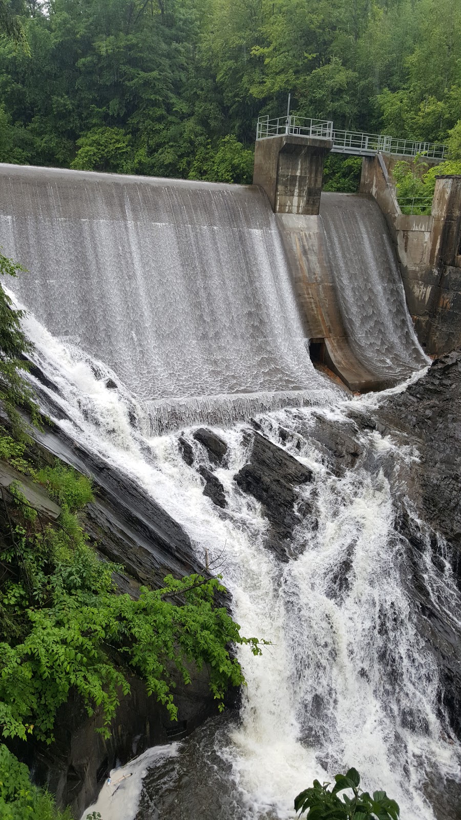 Parc de la Gorge de Coaticook | 400 Rue Saint-Marc, Coaticook, QC J1A 2T7, Canada | Phone: (819) 849-2331