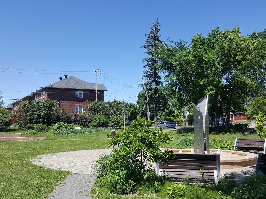 Jardins Harpell | Rue du Pacifique, Sainte-Anne-de-Bellevue, QC H9X 4C4, Canada
