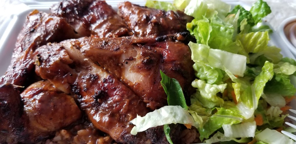 Mangoes Restaurant | 2491 Lake Shore Blvd W, Etobicoke, ON M8V 1C5, Canada | Phone: (416) 253-1920