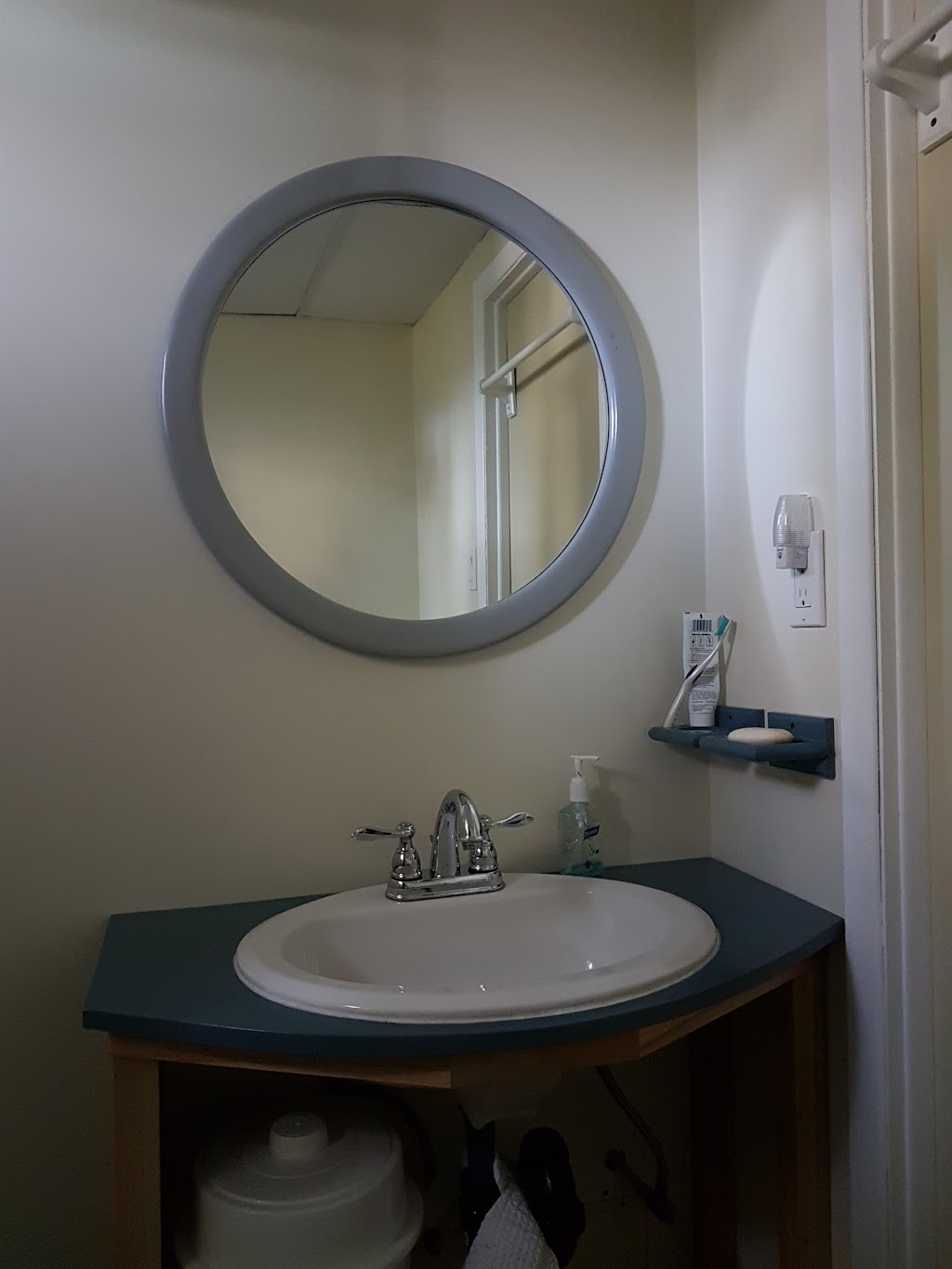 Gîte du Goeland | 261 Rue de lHôtel de Ville, Tadoussac, QC G0T 2A0, Canada | Phone: (418) 235-4474