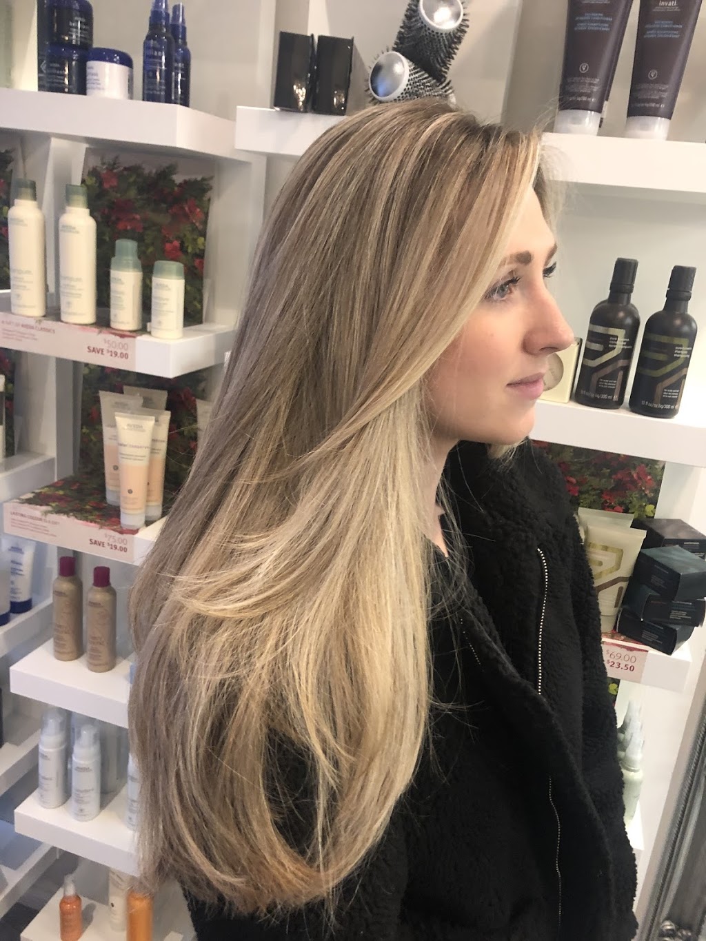 JACKIE NEWBURY HAIR | 2226 Marine Dr, West Vancouver, BC V7V 1K4, Canada | Phone: (604) 655-3323