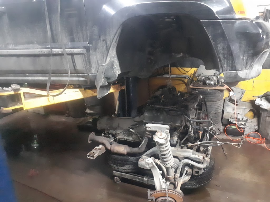 Topnotch Auto Repair | 102 Turbine Dr Unit 8, North York, ON M9L 2S2, Canada | Phone: (416) 743-1010