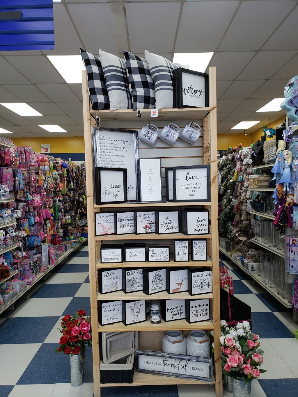 Deals for Dollars | 16 Centre St, Gimli, MB R0C 1B0, Canada | Phone: (204) 642-9183