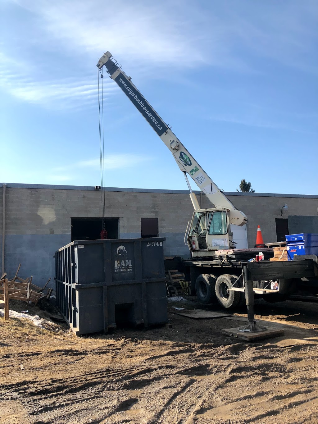 Barrie Crane & Lift | 9 Monica Ct, Coldwater, ON L0K 1E0, Canada | Phone: (705) 323-8312