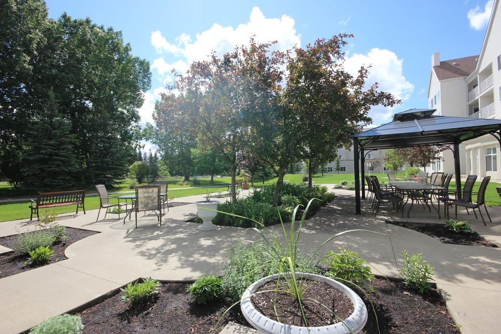 Mission Hill Village | 78 McKenney Ave, St. Albert, AB T8N 1L9, Canada | Phone: (780) 458-9381