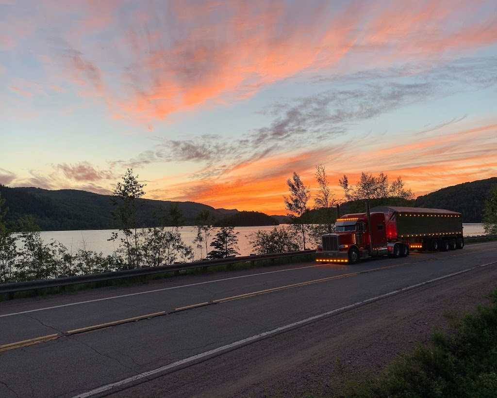CROFT TRANSPORT & LOGISTIQUE | 5 Rue du Parc Industriel, Baie-Saint-Paul, QC G0A 4K0, Canada | Phone: (888) 239-1481