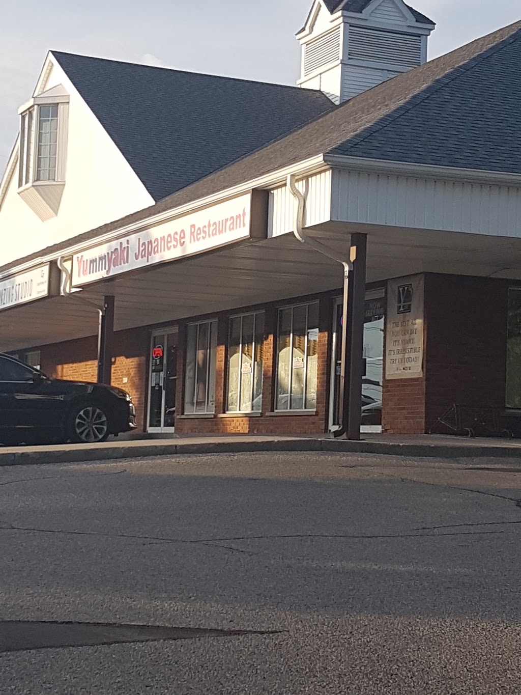 Yummyaki Japanese Restaurant | 55 Northfield Dr E, Waterloo, ON N2K 3T6, Canada | Phone: (519) 888-9006