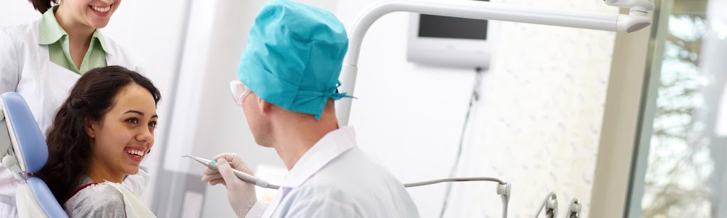 Appleway Dental Clinic At Village Mall (North) | 6320 Gaetz Ave #14, Red Deer, AB T4N 4C6, Canada | Phone: (403) 347-6306