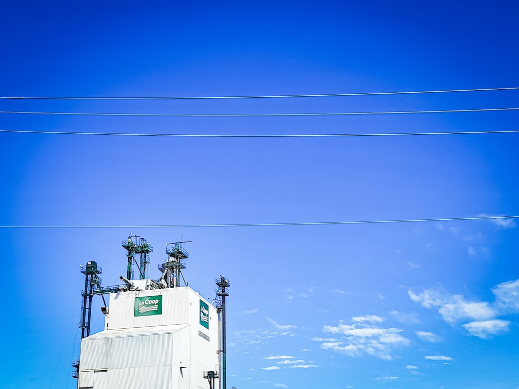 Celubec | Coop Comax | 15100 Chemin de la Coopérative, Saint-Hyacinthe, QC J2R 1S2, Canada | Phone: (450) 799-2653