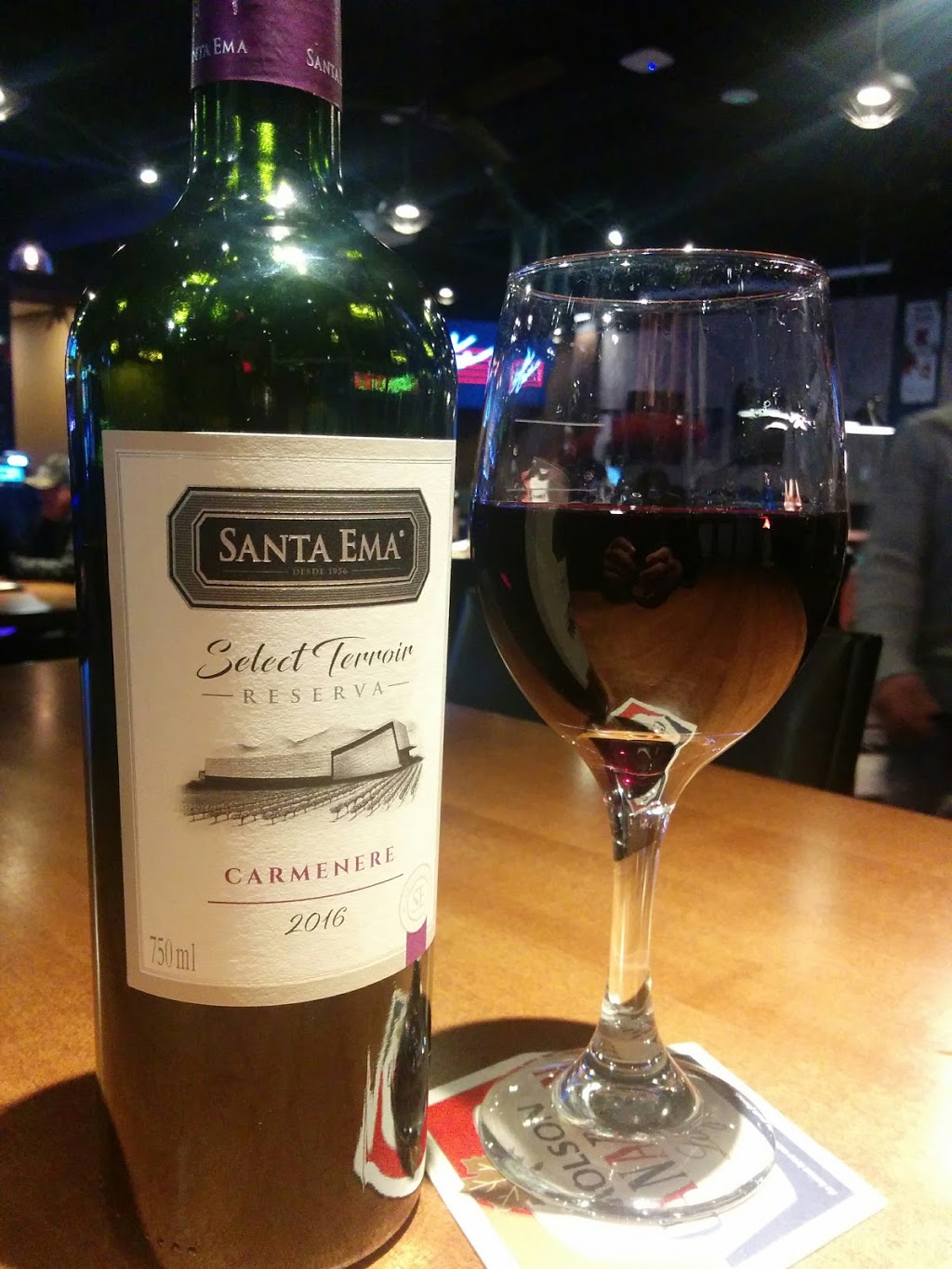 Mona Lisa Pub | 9606 118 Ave NW, Edmonton, AB T5G 0P2, Canada | Phone: (780) 477-7752