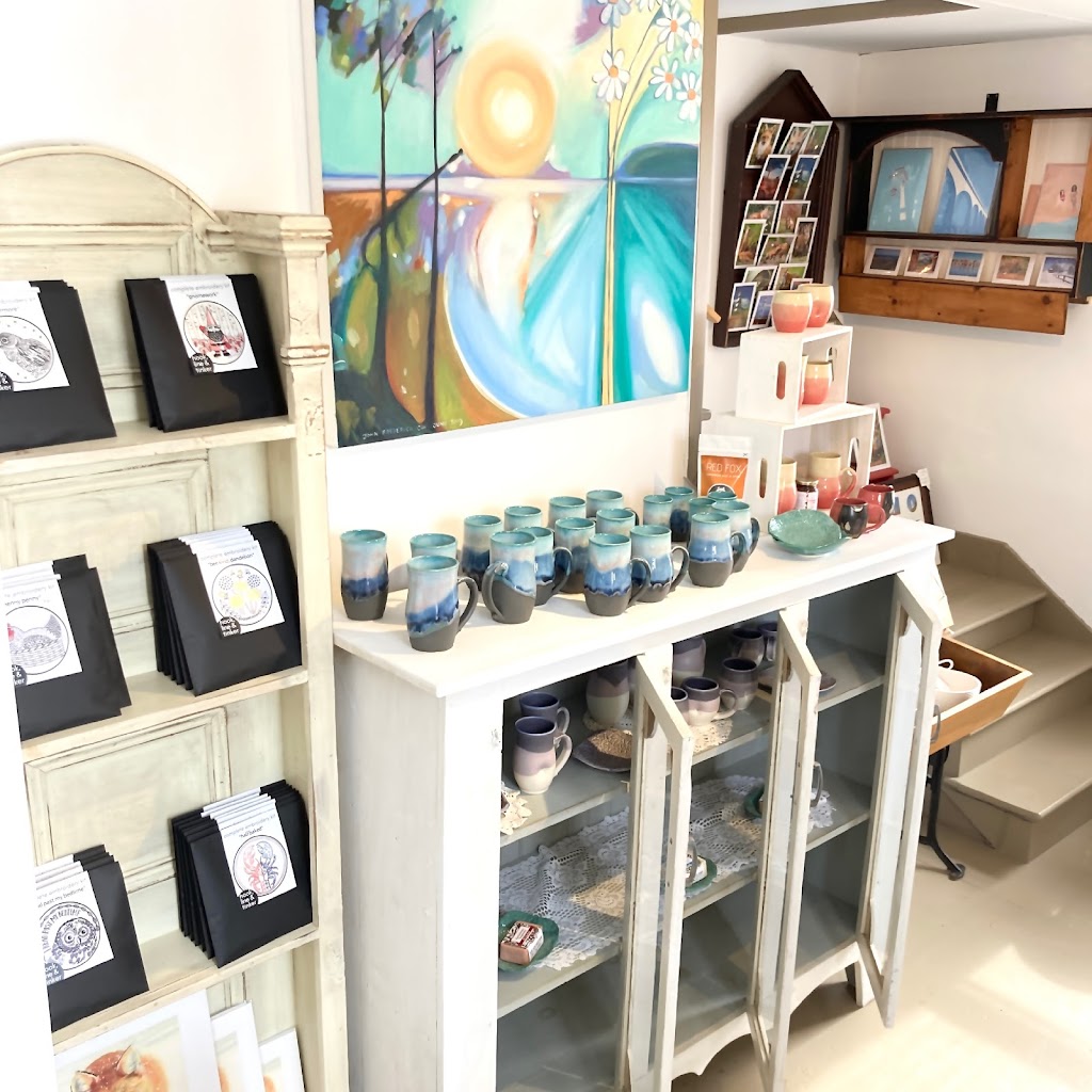 PEI Fox Den | PEI Fox Den, 2852 PE-1A, Summerside, PE C1N 4J9, Canada | Phone: (902) 303-8327