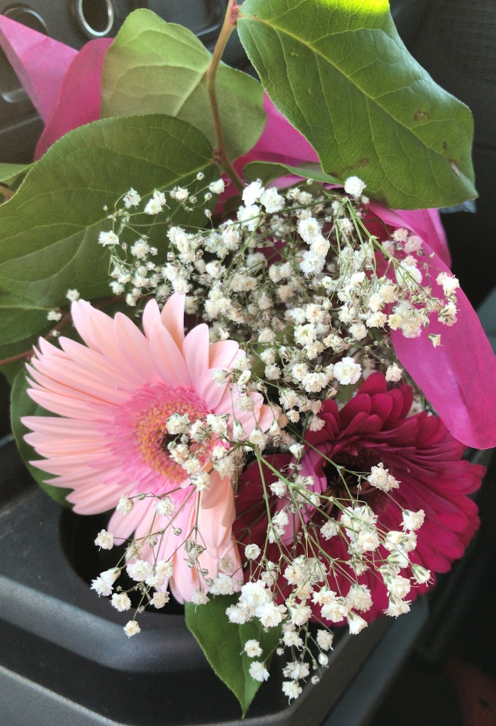 The Flower Shop Altona | 306 Centre Ave SE #1, Altona, MB R0G 0B3, Canada | Phone: (204) 324-0077