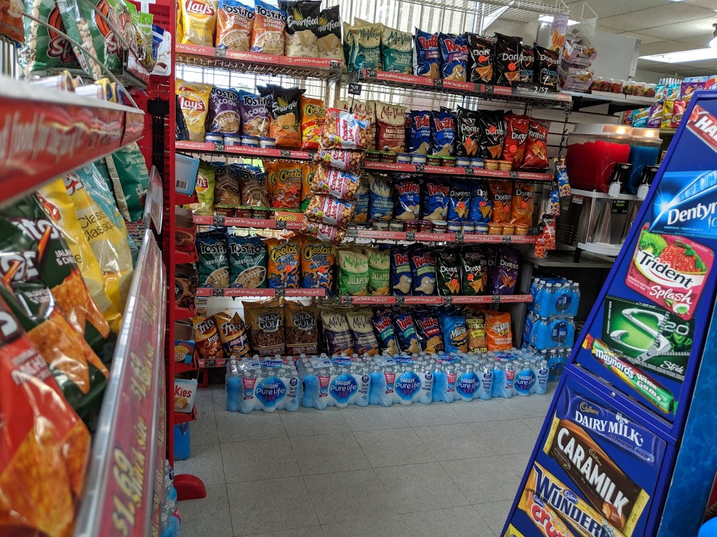 180 Food Market | convenience store | 180 Lees Ave, Ottawa, ON K1S 5J6, Canada | 6135653300 OR +1 613-565-3300