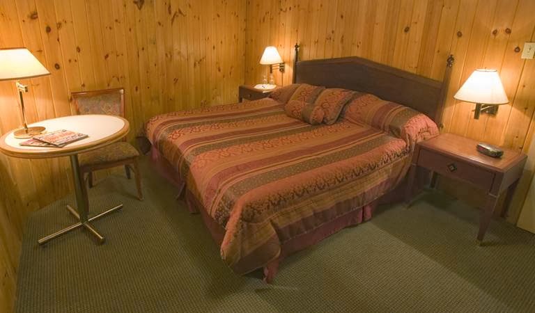 SPA DES RIVIERES BOREALES | 252 Chemin du Nordet, Lac-Supérieur, QC J0T 1P0, Canada | Phone: (819) 688-6888