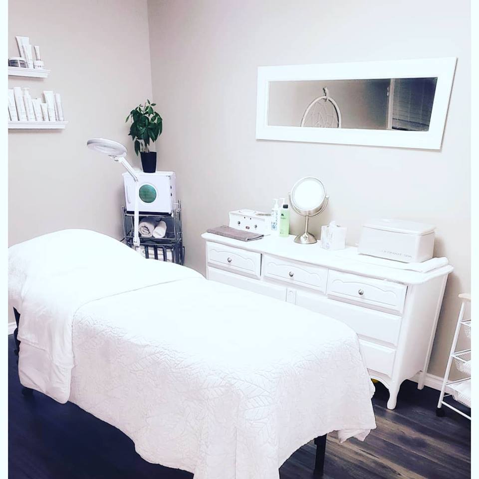 The Spa Exclusive | 1395 Waterside Way, Kingston, ON K7K 0E9, Canada | Phone: (613) 817-9447