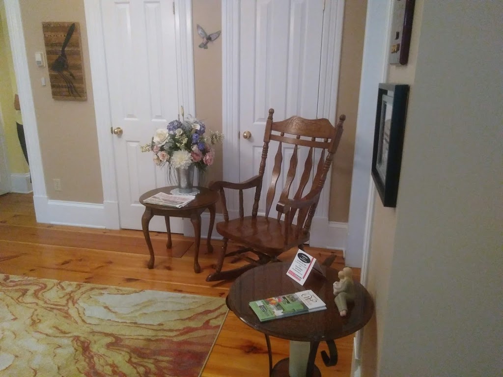 In Wolfville Luxury Bed and Breakfast | 56 Main St, Wolfville, NS B4P 1B7, Canada | Phone: (902) 542-0400