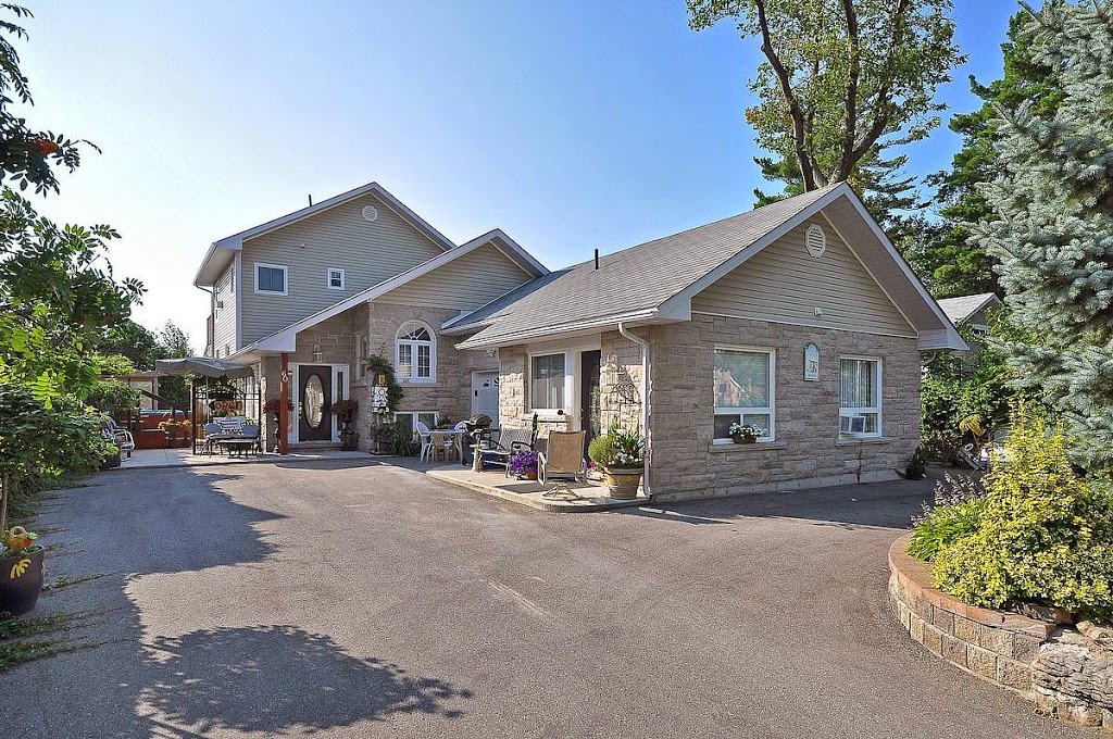 Beach1.com - Riverfront Villa | 60 River Ave Crescent, Wasaga Beach, ON L9Z 2K6, Canada | Phone: (888) 242-4288