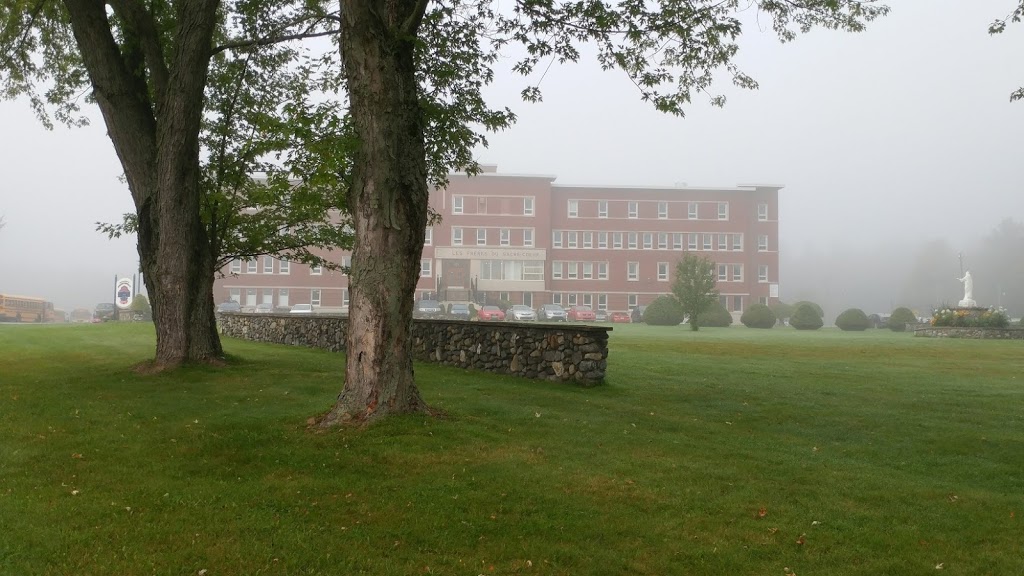 École secondaire de Bromptonville | 125 Rue du Frère-Théode, Sherbrooke, QC J1C 0S3, Canada | Phone: (819) 846-2738