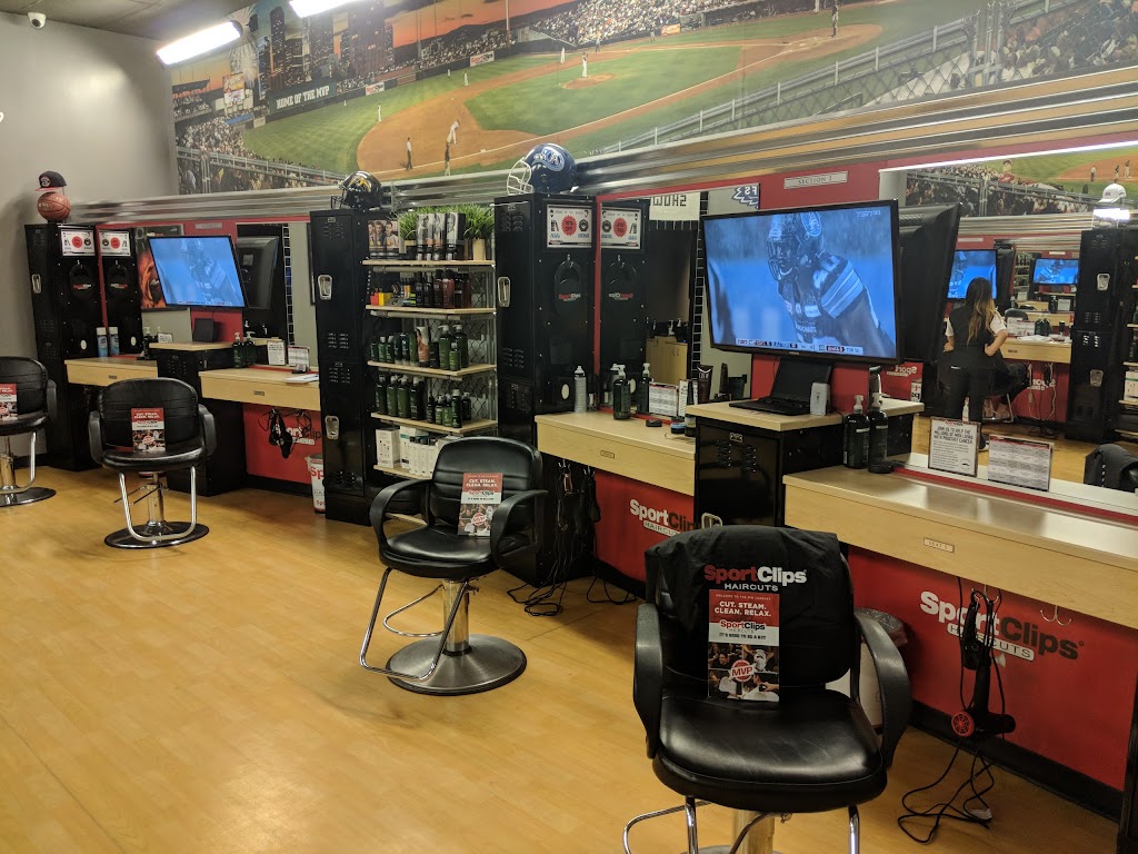 SportClips Haircuts Dorval Oakville | 270 North Service Rd W, Oakville, ON L6M 2R8, Canada | Phone: (905) 815-0123