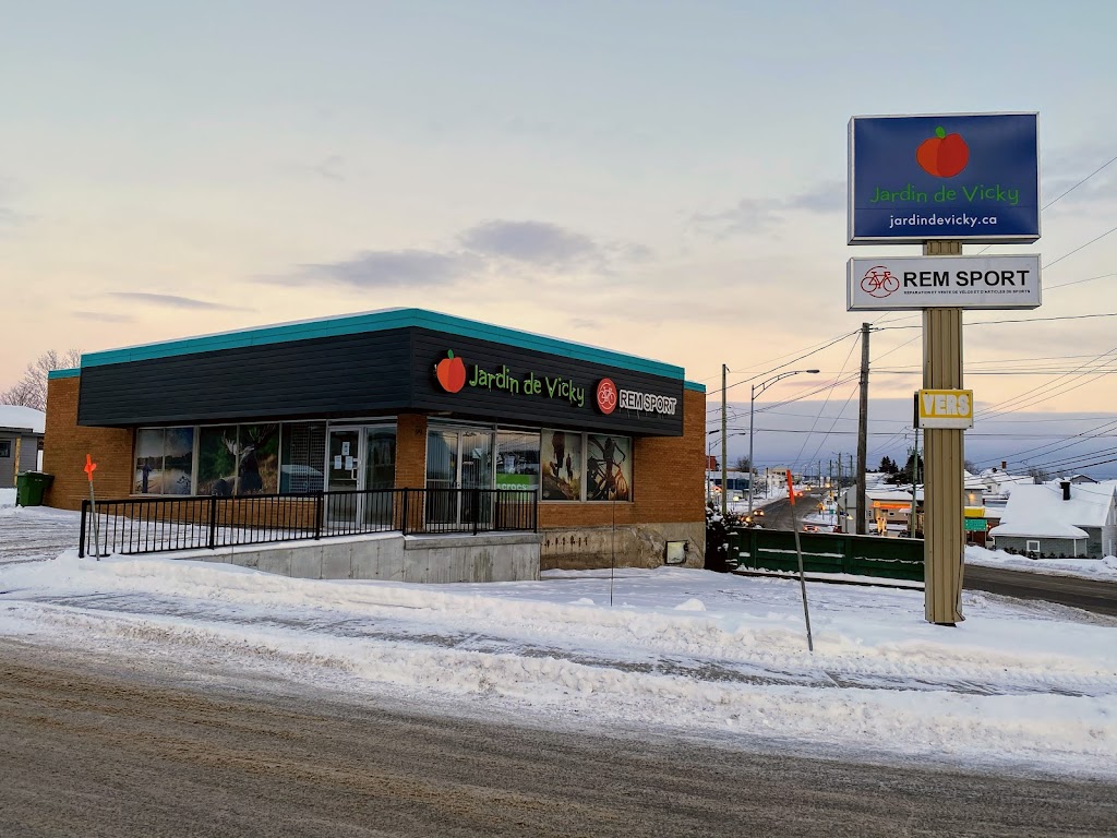 Jardin de Vicky | 99 Bd Bégin, Sainte-Claire, QC G0R 2V0, Canada | Phone: (418) 883-4434