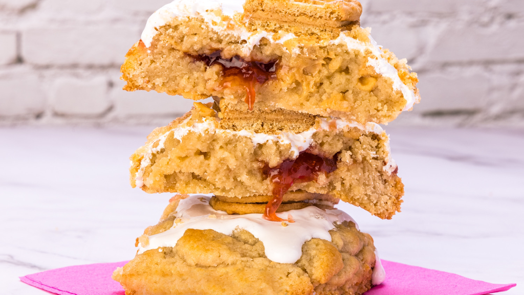 Thecookiequeenco | 106 Nepeta Cres, Ottawa, ON K1T 3V9, Canada | Phone: (613) 725-6567