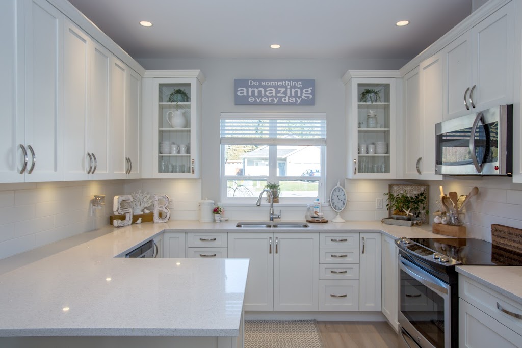 Dempster Grant Real Estate - Sunshine Coast | 938 Gibsons Way #101, Gibsons, BC V0N 1V7, Canada | Phone: (604) 989-1300