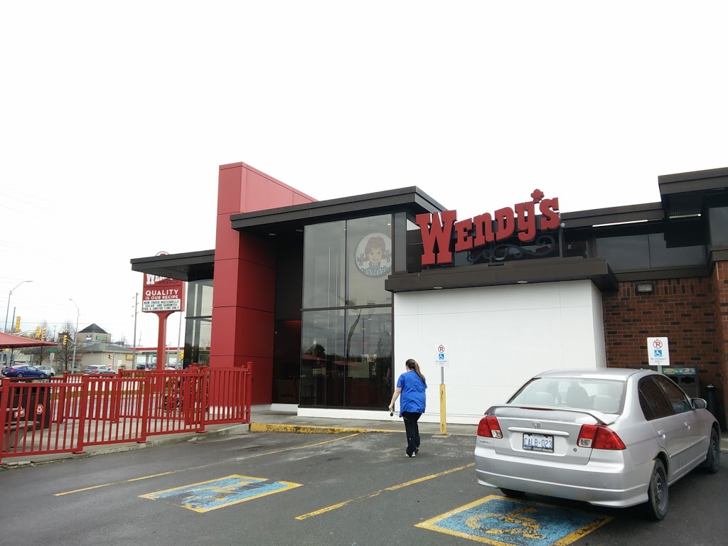 Wendys | 17 Warne Crescent, Kingston, ON K7K 6Z5, Canada | Phone: (613) 547-4546