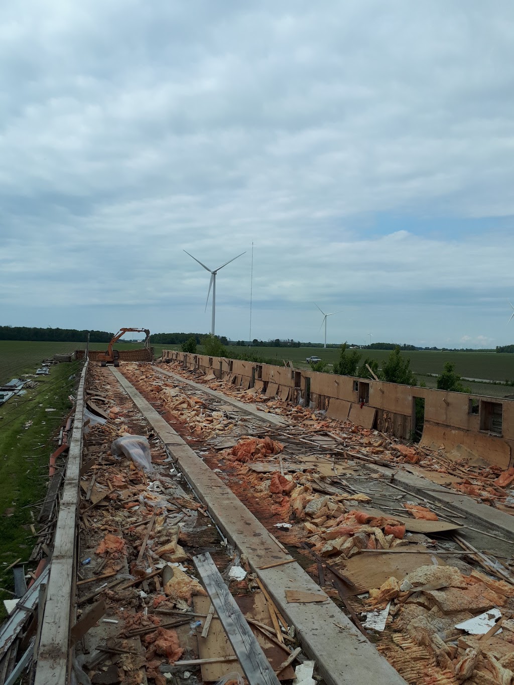 Wouters Farms | 5118 Aberarder Line, Camlachie, ON N0N 1E0, Canada | Phone: (519) 899-4986
