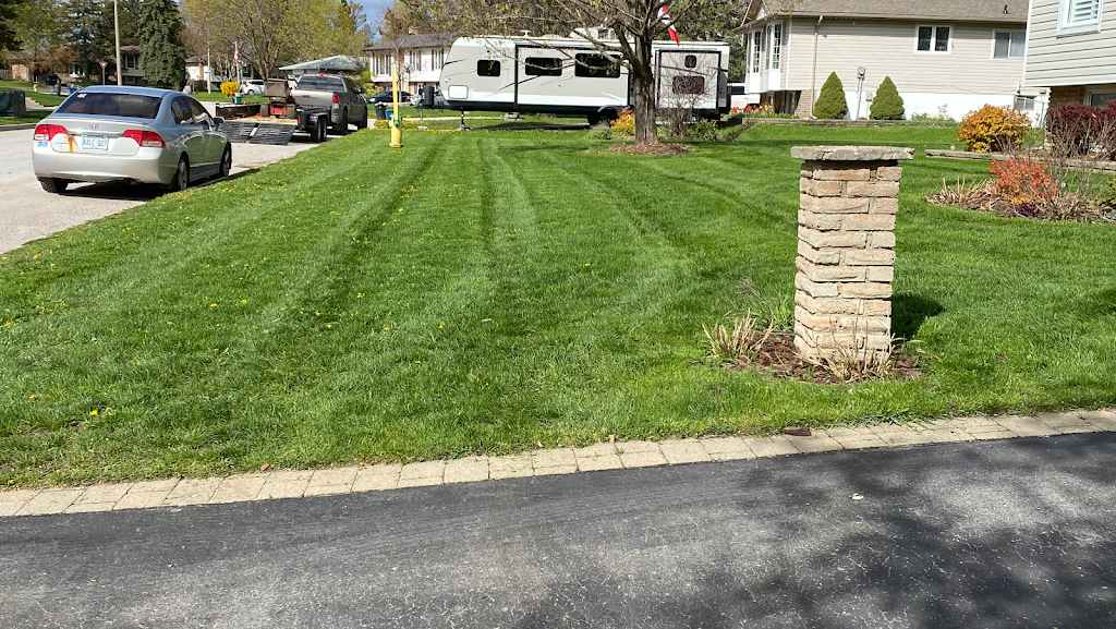 JM Property Maintenance and Landscaping | 209 Cherry Ct, Barrie, ON L4N 4A5, Canada | Phone: (705) 817-4410