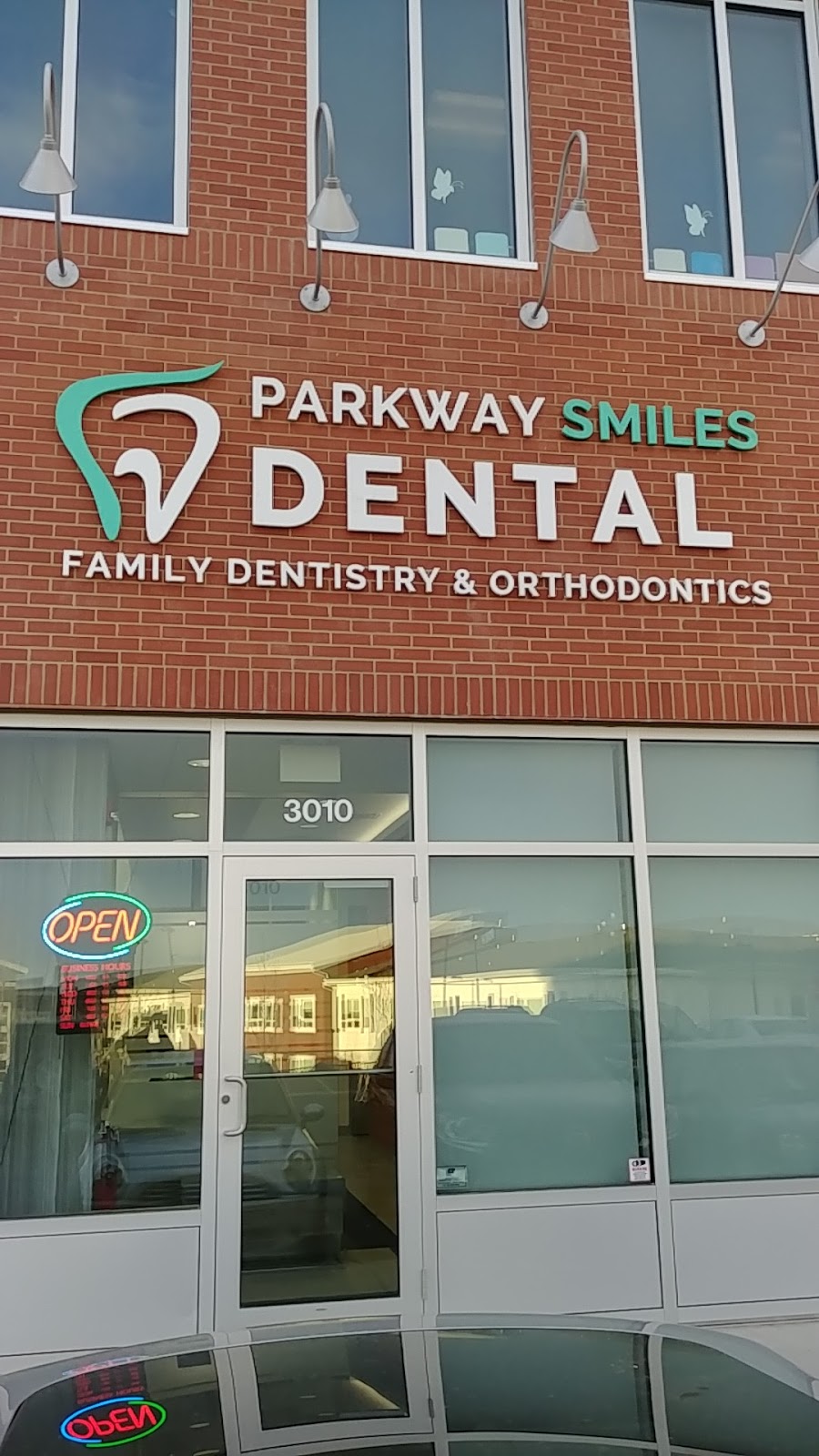 Parkway Smiles Dental | 2045 Symons Valley Pkwy NW #3010, Calgary, AB T3P 0Y2, Canada | Phone: (403) 452-2833