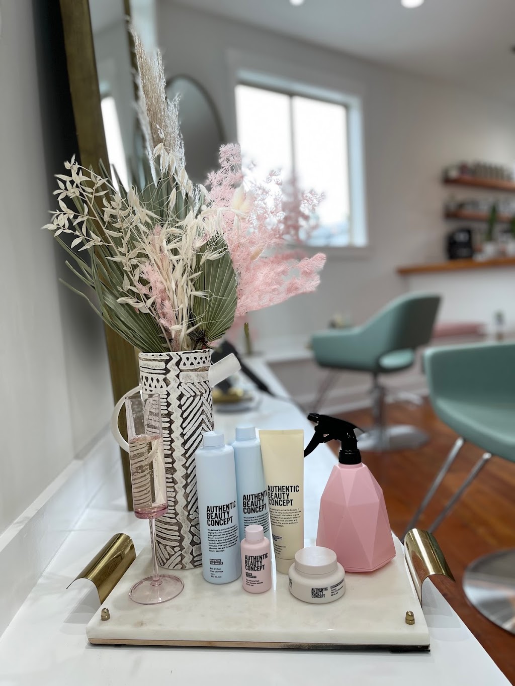 designHouse Salon The Treehouse | 2042 Rivers Xing, Victoria, BC V9B 6R6, Canada | Phone: (778) 433-4393