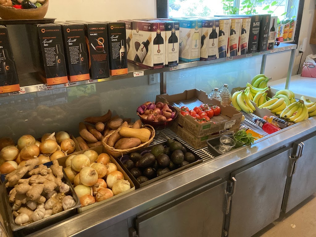 Savary Island General Store | 2801 Vancouver Blvd, Lund, BC V0N 2G0, Canada | Phone: (604) 414-7849