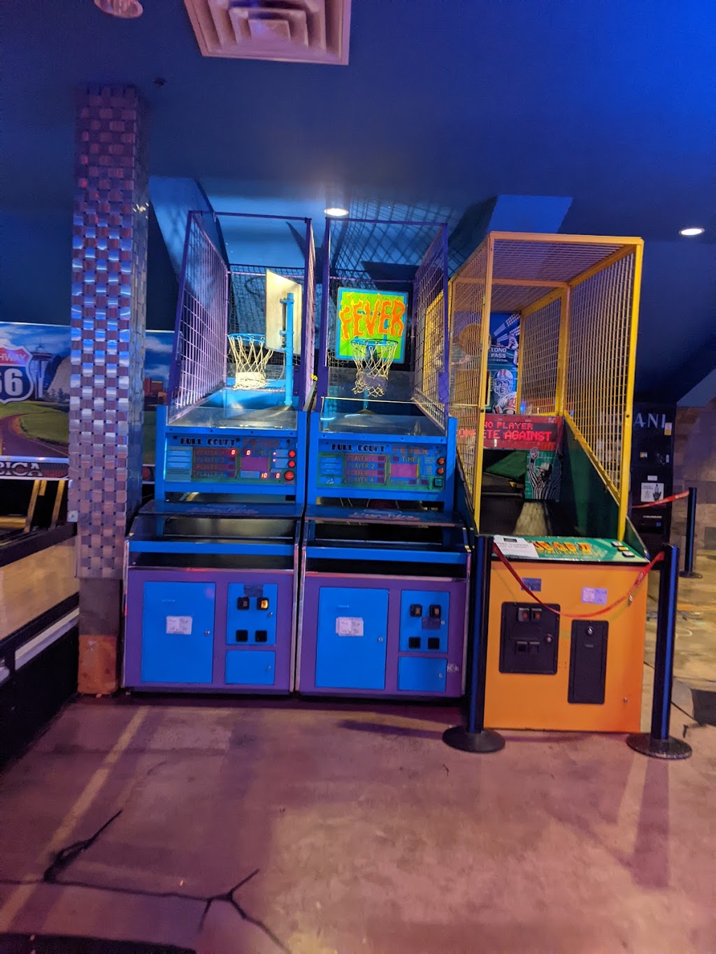 Cinéma Guzzo Méga-Plex Sphèretech 14 | 3500 Boulevard Cote Vertu Ouest, Saint-Laurent, QC H4R 1T8, Canada | Phone: (514) 745-5566