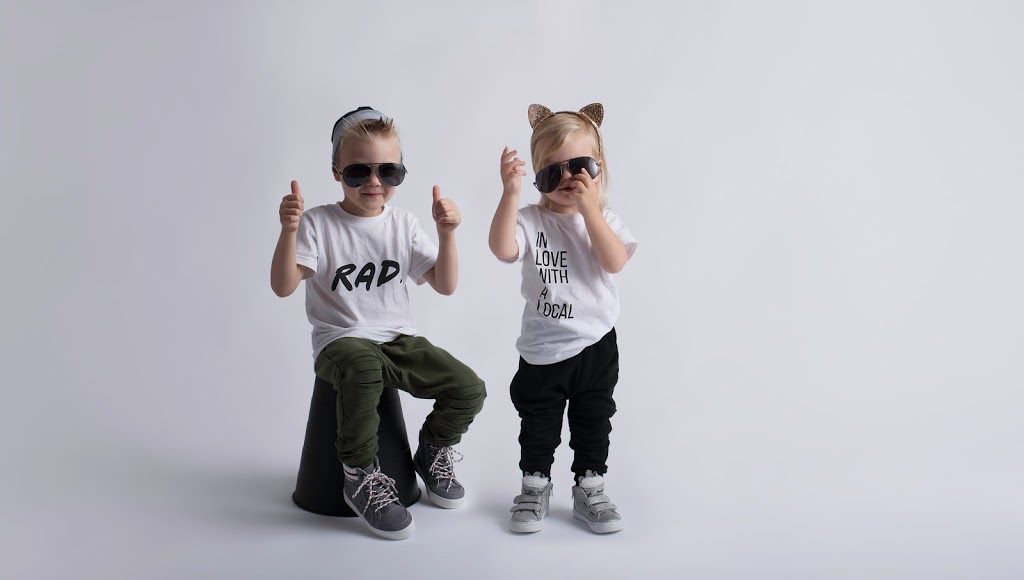 Mama Moose Photography | 22 Concession Rd 14 E, Puslinch, ON N0B 2J0, Canada | Phone: (416) 455-0426