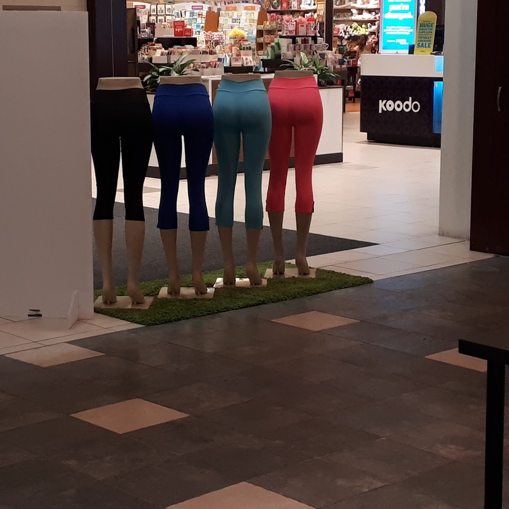 I love leggings | 100 Bayshore Dr BB13, Nepean, ON K2B 8C1, Canada | Phone: (613) 206-3825