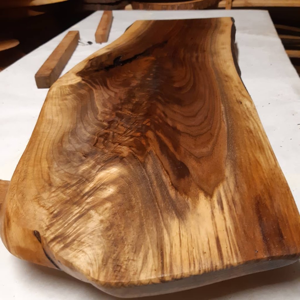 Live Edged Woodcraft | 11 Corners Ave, Cannington, ON L0E 1E0, Canada | Phone: (289) 221-1174