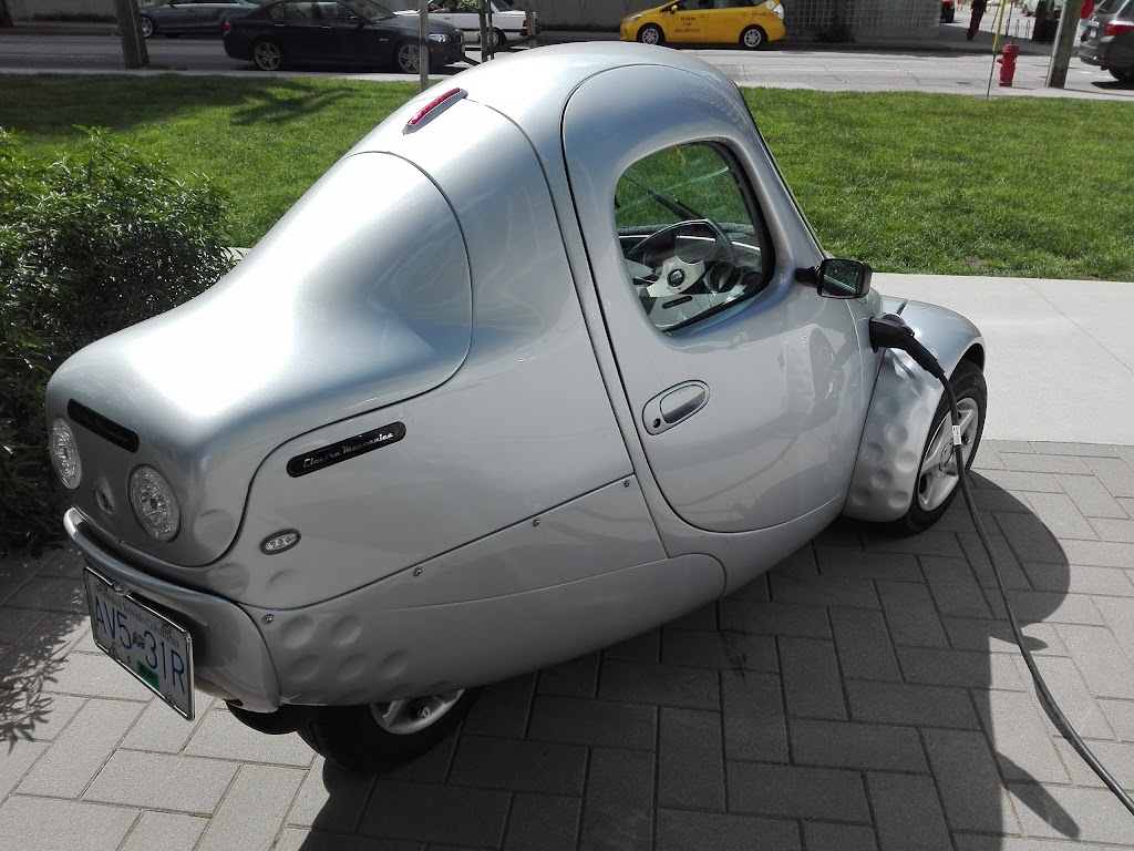 Ultra Shine Hand Car Wash And Auto Detailing | 160 E 2nd Ave, Vancouver, BC V5T 1B5, Canada | Phone: (604) 558-3998