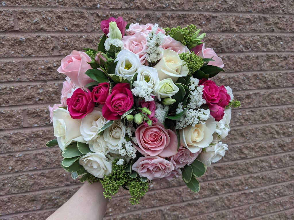 Flower Trends Florists | 114 Woodlawn Rd, Dartmouth, NS B2W 2S7, Canada | Phone: (877) 207-7673