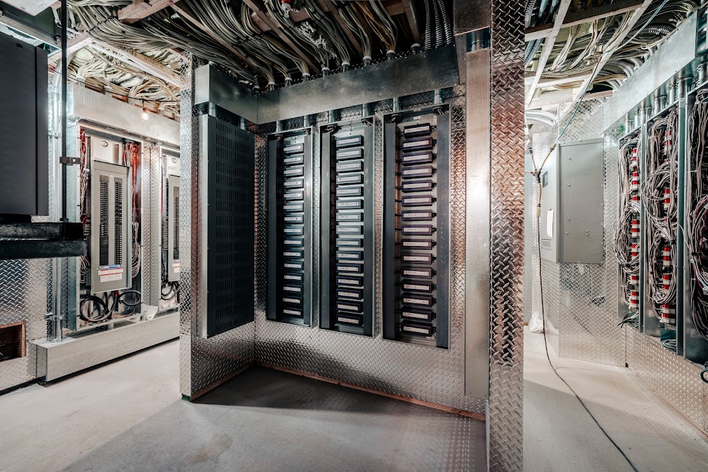 Electrician North Vancouver - Kato Electrical | 718-333 Brooksbank Ave Suite 197, North Vancouver, BC V7J 3V8, Canada | Phone: (604) 210-6350