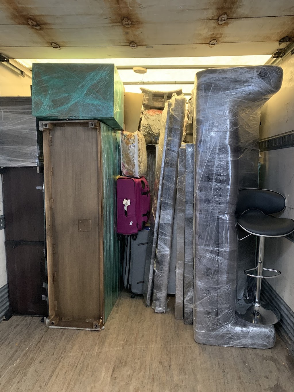Trend Mover Transport Inc | 2 Kenora St, Brampton, ON L6X 5N8, Canada | Phone: (647) 960-6415
