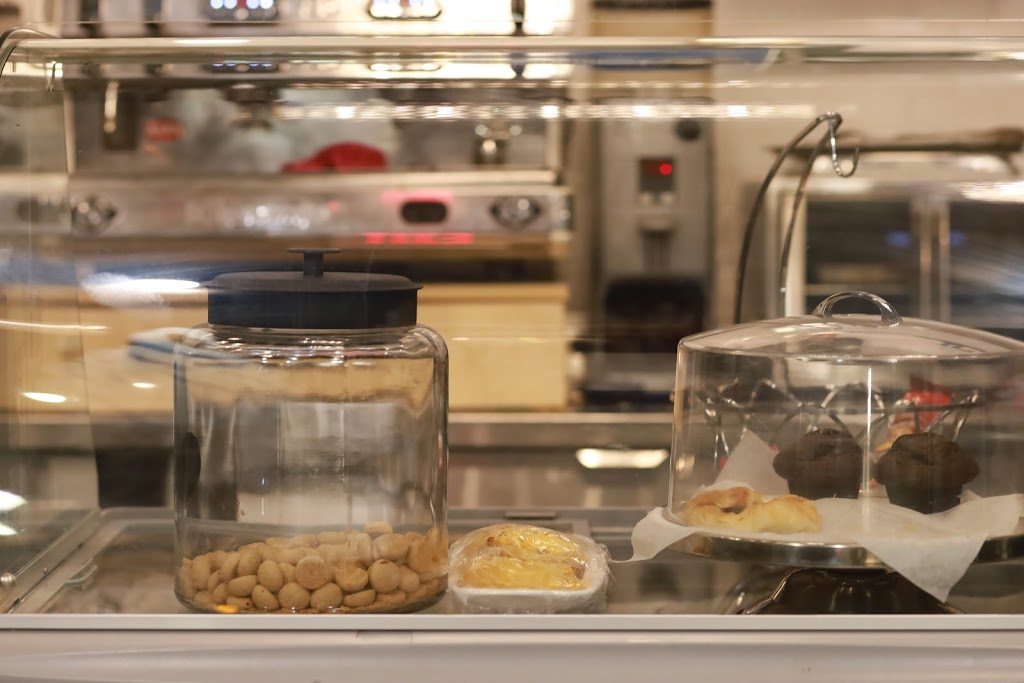 Olgas Espresso Bar | 140 La Rose Ave #6, Etobicoke, ON M9P 1B2, Canada | Phone: (416) 240-1021