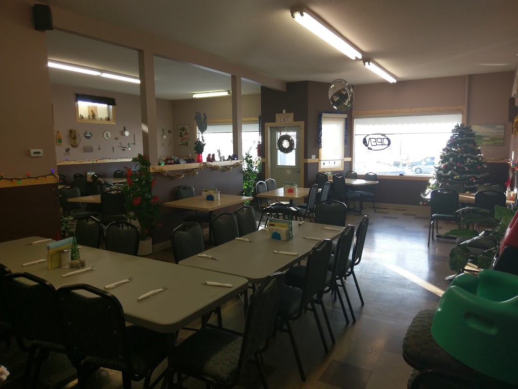Clarks Kafe | 409 Railway Ave, Beechy, SK S0L 0C0, Canada | Phone: (306) 859-2255
