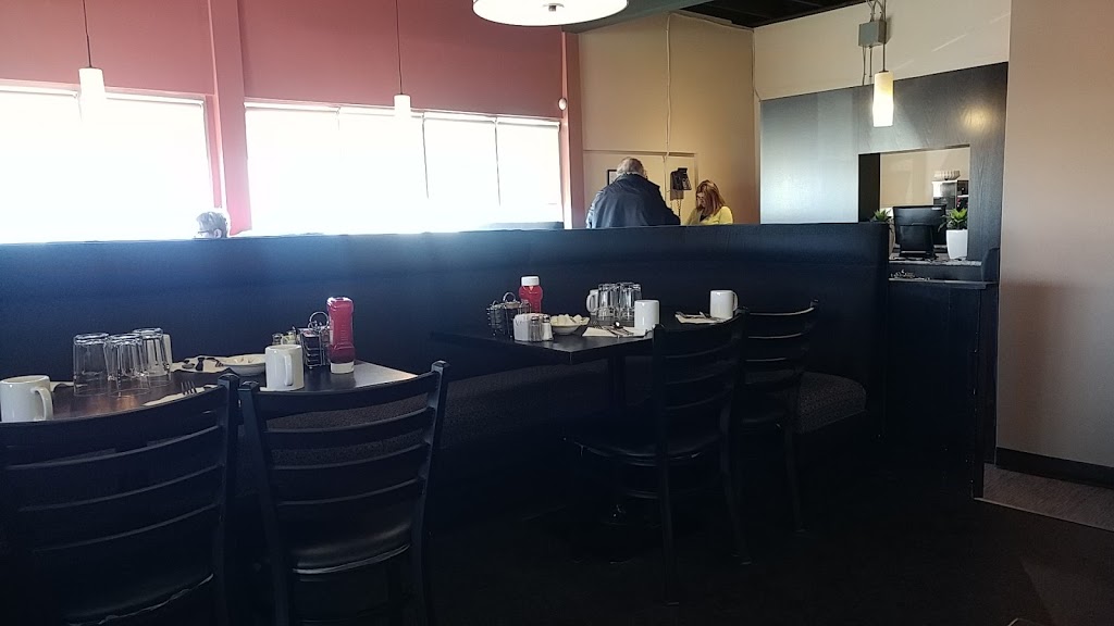 Samis Sunrise Grill | 1701 11th St W, Saskatoon, SK S7M 1H8, Canada | Phone: (306) 934-2709