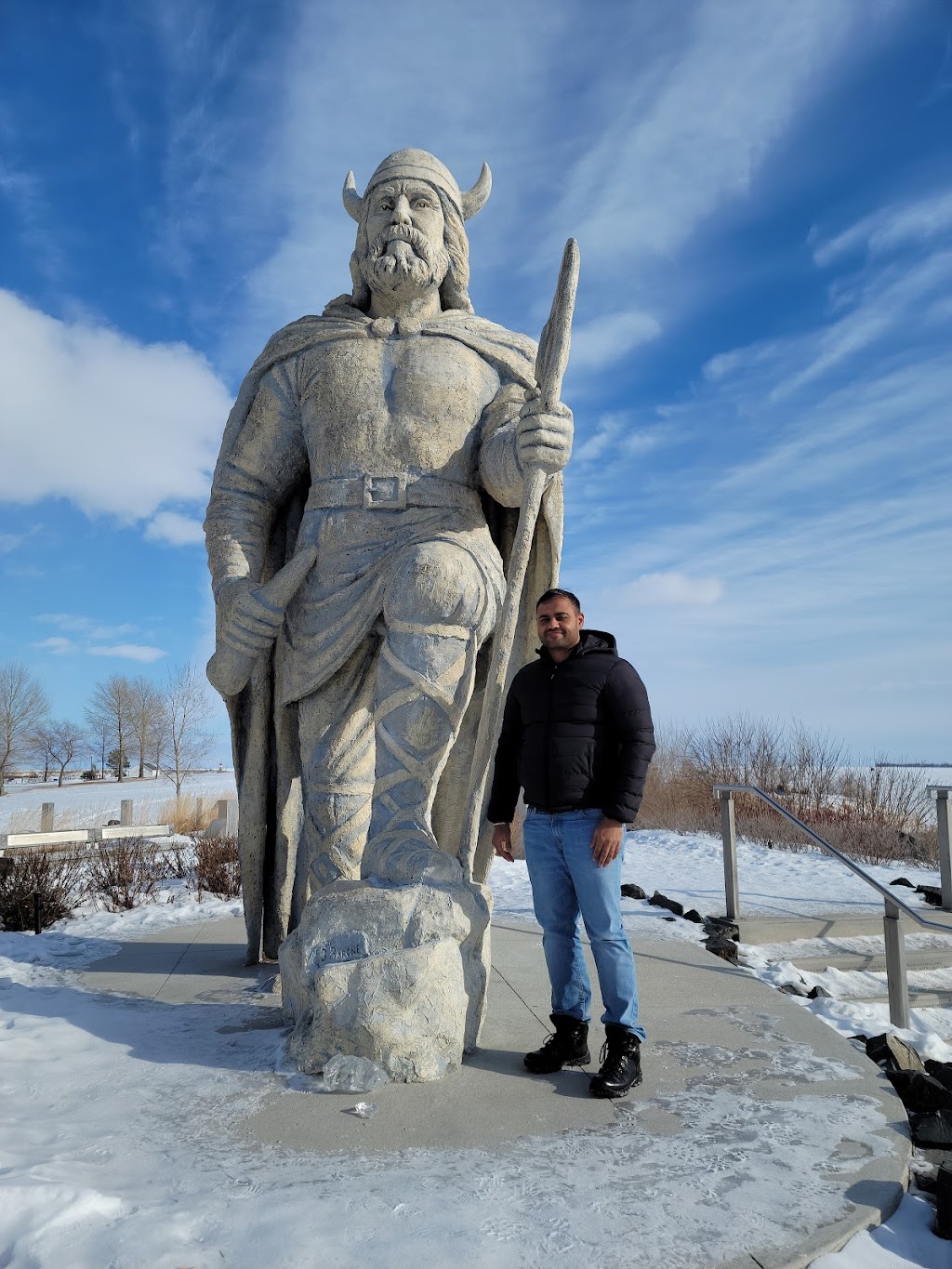 Gimli Viking statue | 104 2 Ave, Gimli, MB R0C 1B0, Canada | Phone: (204) 642-6650