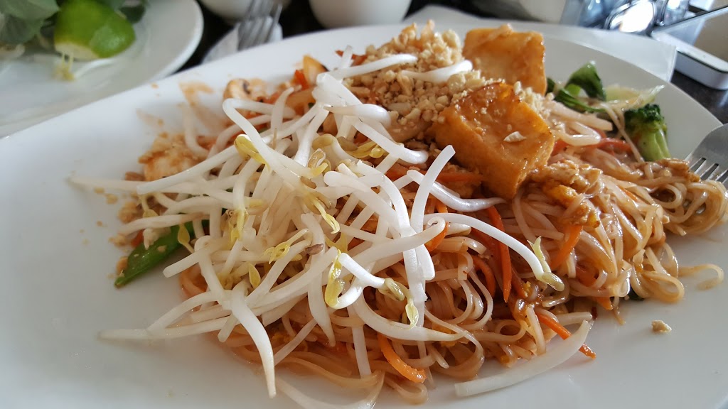 Saigon House Restaurant | 148 West Dr, Brampton, ON L6T 5P1, Canada | Phone: (905) 874-8111